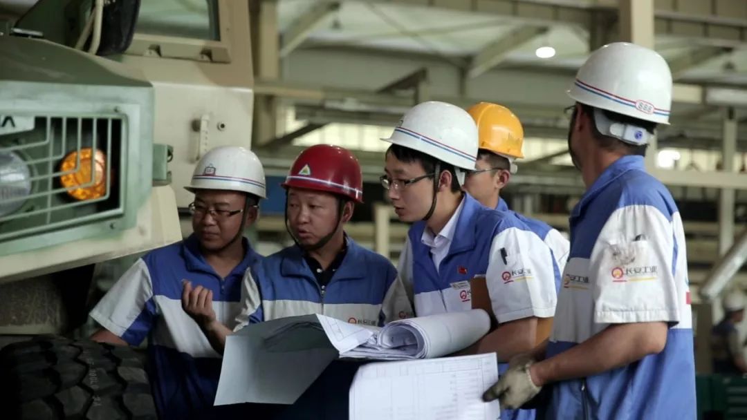 【兵(bīng)裝青年(nián)标兵(bīng)⑩】正在冉冉升起的(de)“旭陽”