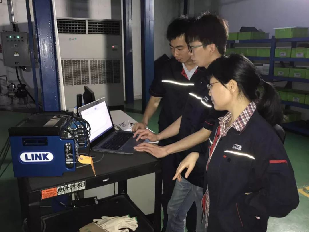 【最美(měi)兵(bīng)裝人(rén)<24>】南(nán)方天合制(zhì)動踏闆感優化(huà)團隊:一(yī)腳“刹車(chē)” 大(dà)有(yǒu)學問(wèn)