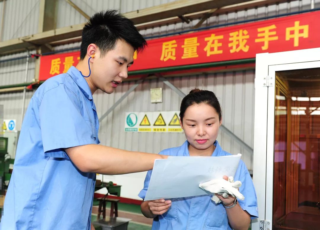 【打赢百日(rì)攻堅戰&lt;17&gt;】長(cháng)江電(diàn)工(gōng)：念好(hǎo)四字“真經”   确保精準中的(de)