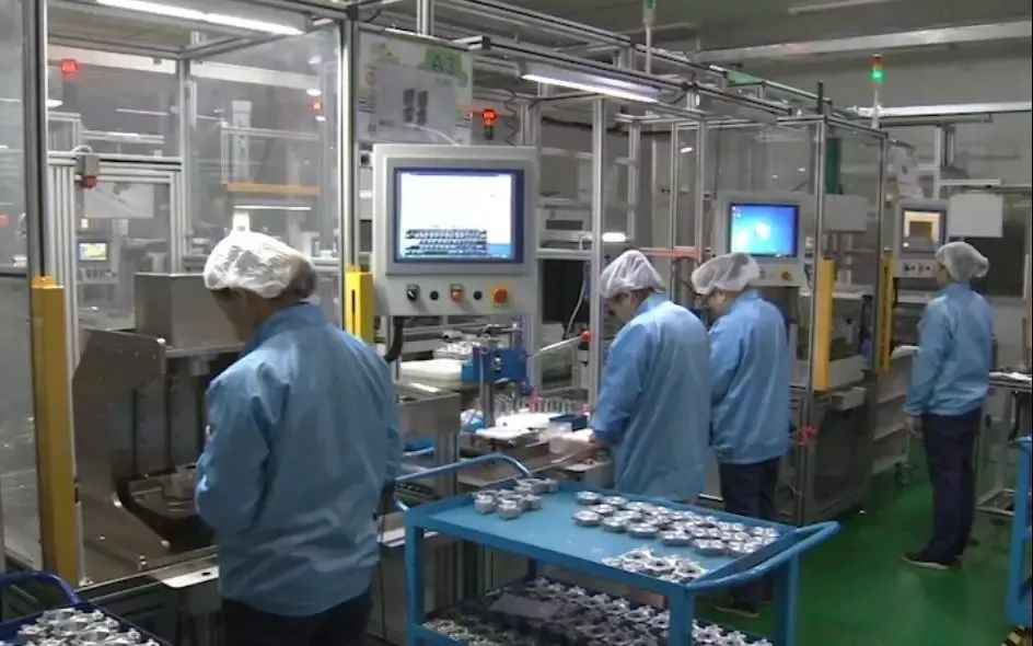 被央視(shì)“發現(xiàn)”了(le)！紅(hóng)宇精工(gōng)登上(shàng)央視(shì)發現(xiàn)之旅頻(pín)道(dào)《紀錄東(dōng)方》欄目