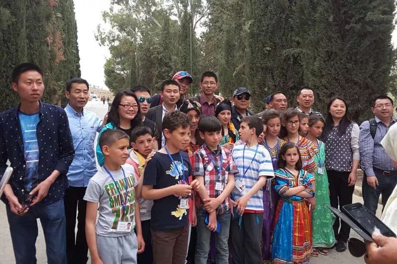 【建功“一(yī)帶一(yī)路(lù)”】長(cháng)江電(diàn)工(gōng):一(yī)家(jiā)兩代人(rén) “一(yī)帶一(yī)路(lù)”情