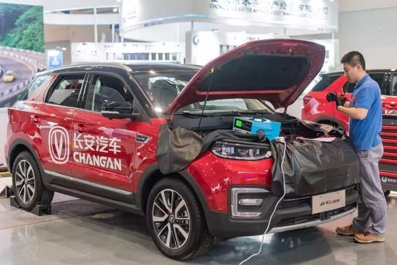 【建功“一(yī)帶一(yī)路(lù)”】奪冠!兵(bīng)裝工(gōng)匠(jiàng)閃耀“一(yī)帶一(yī)路(lù)”國(guó)際技(jì)能(néng)大(dà)賽!