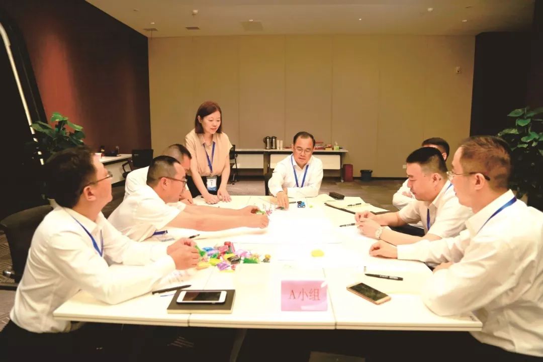 【不(bù)忘初心、牢記使命&lt;38&gt;】聚焦8個(gè)方面突出問(wèn)題 打響專項整治殲滅戰——兵(bīng)裝集團一(yī)體(tǐ)推進調查研究、檢視(shì)問(wèn)題、整改落實