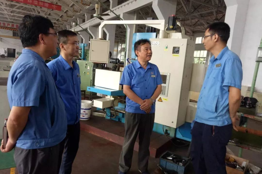 華南(nán)光(guāng)電(diàn):打通(tōng)黨建工(gōng)作(zuò)與生(shēng)産經營“任督二脈”【堡壘行(xíng)動·融入中心<1>】