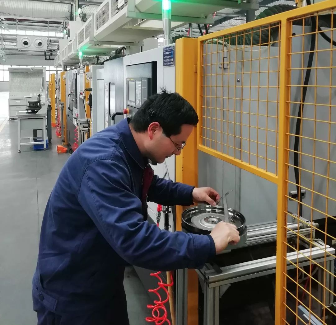 沖刺收官中的(de)“急先鋒”【堡壘行(xíng)動·黨員(yuán)風(fēng)采】