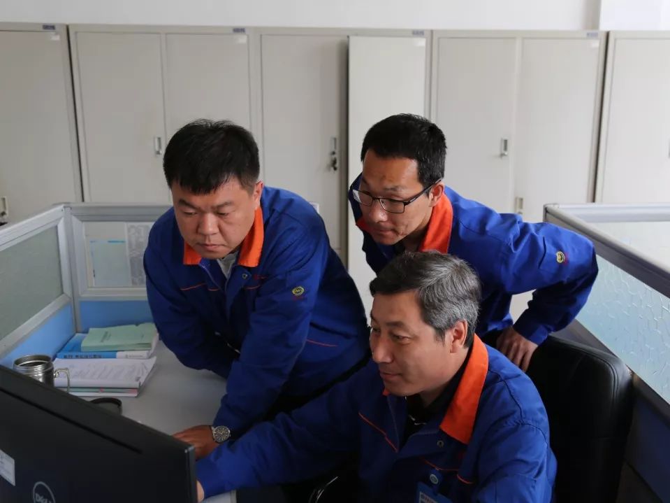 【最美(měi)兵(bīng)裝人(rén)<26>】“填空(kōng)題”滿分(fēn)!北(běi)方工(gōng)具李玉民(mín)填補了(le)多(duō)項國(guó)內(nèi)特品空(kōng)白(bái)