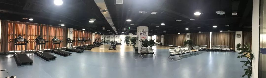 “十心”實不(bù)易，三年(nián)不(bù)尋常