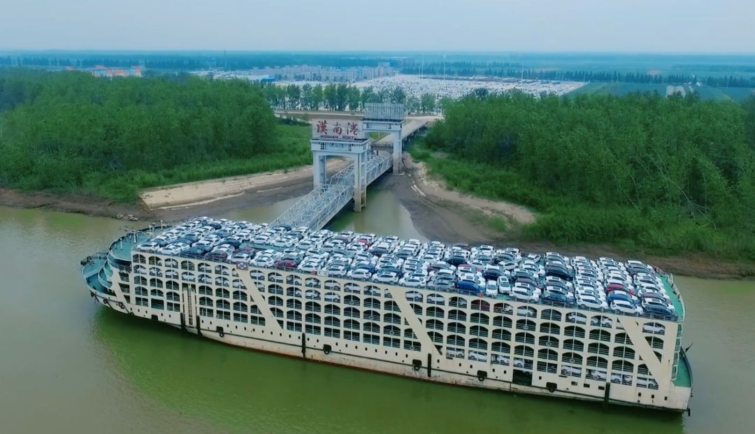 “十心”實不(bù)易，三年(nián)不(bù)尋常